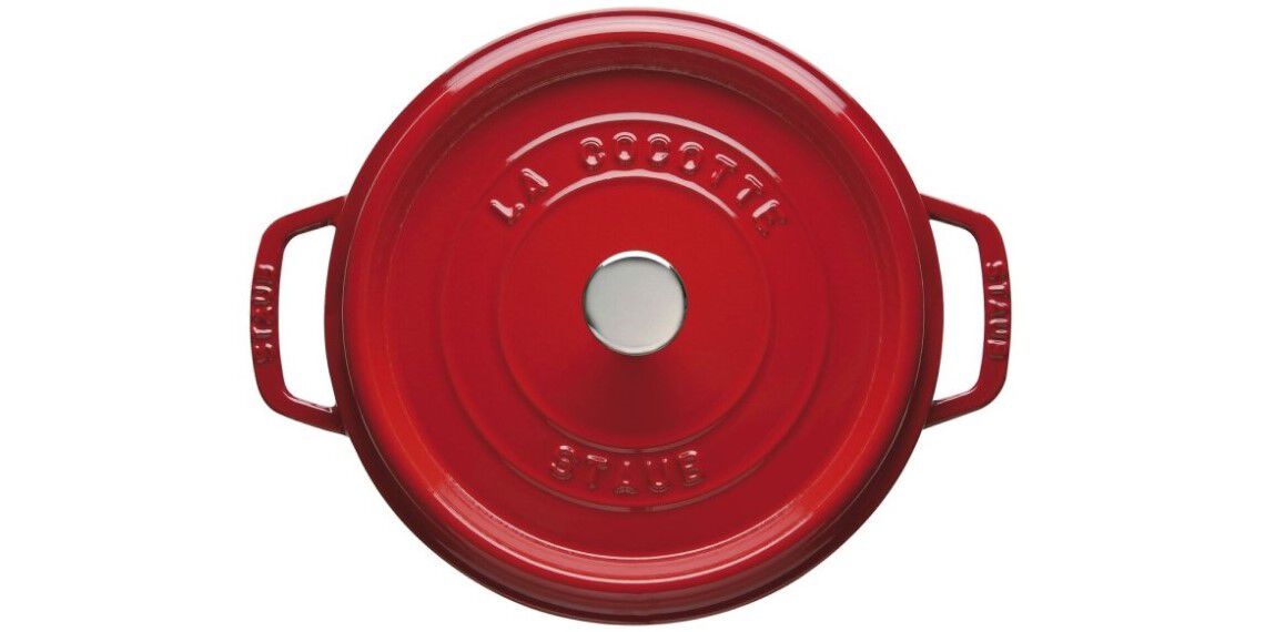 STAUB Cocotte in Cherry Red